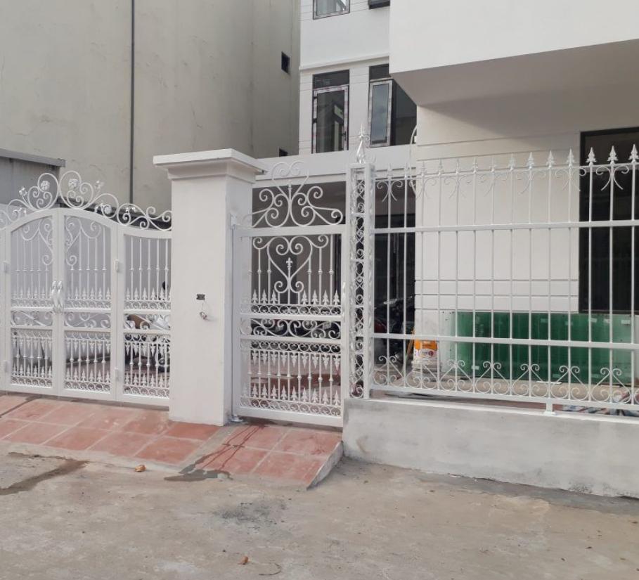 Đơn vị thi công hàng rào sắt giá rẻ tại Phường Phú An