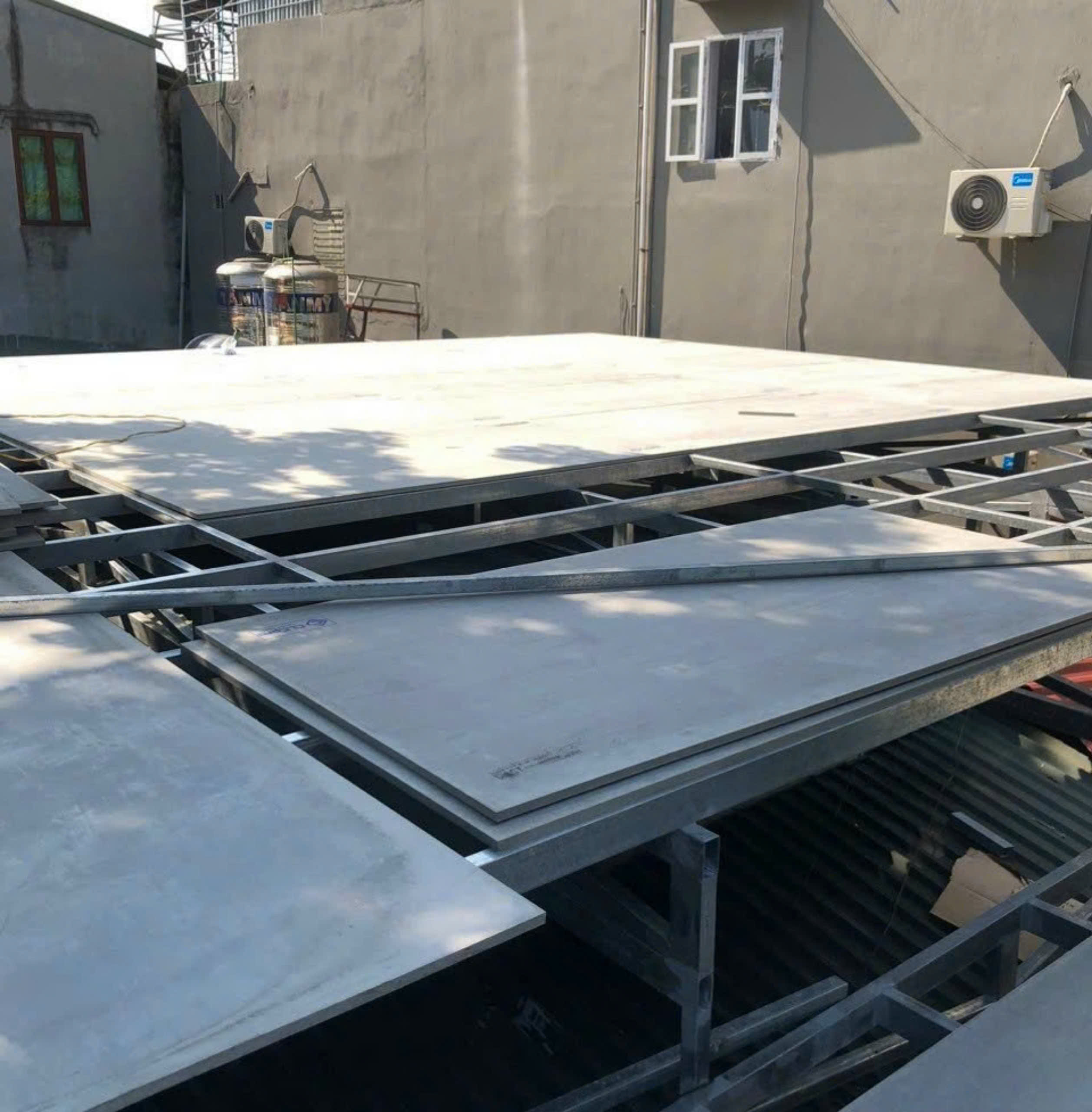 Đơn vị thi công sàn gác lững tại Phường Bình hòa