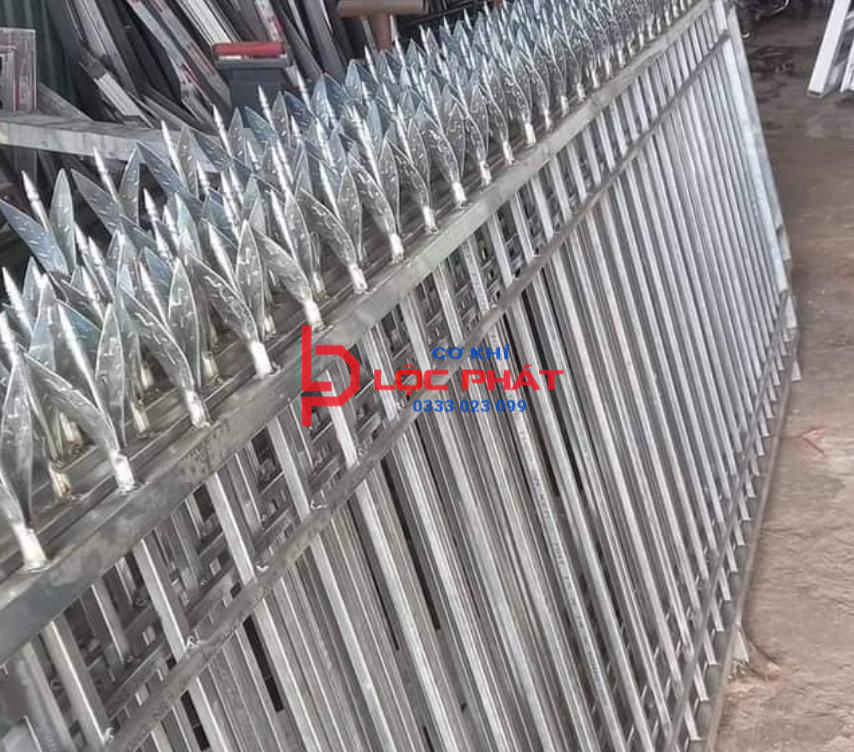 Đơn vị chuyên làm hàng rào chông sắt tại Long An