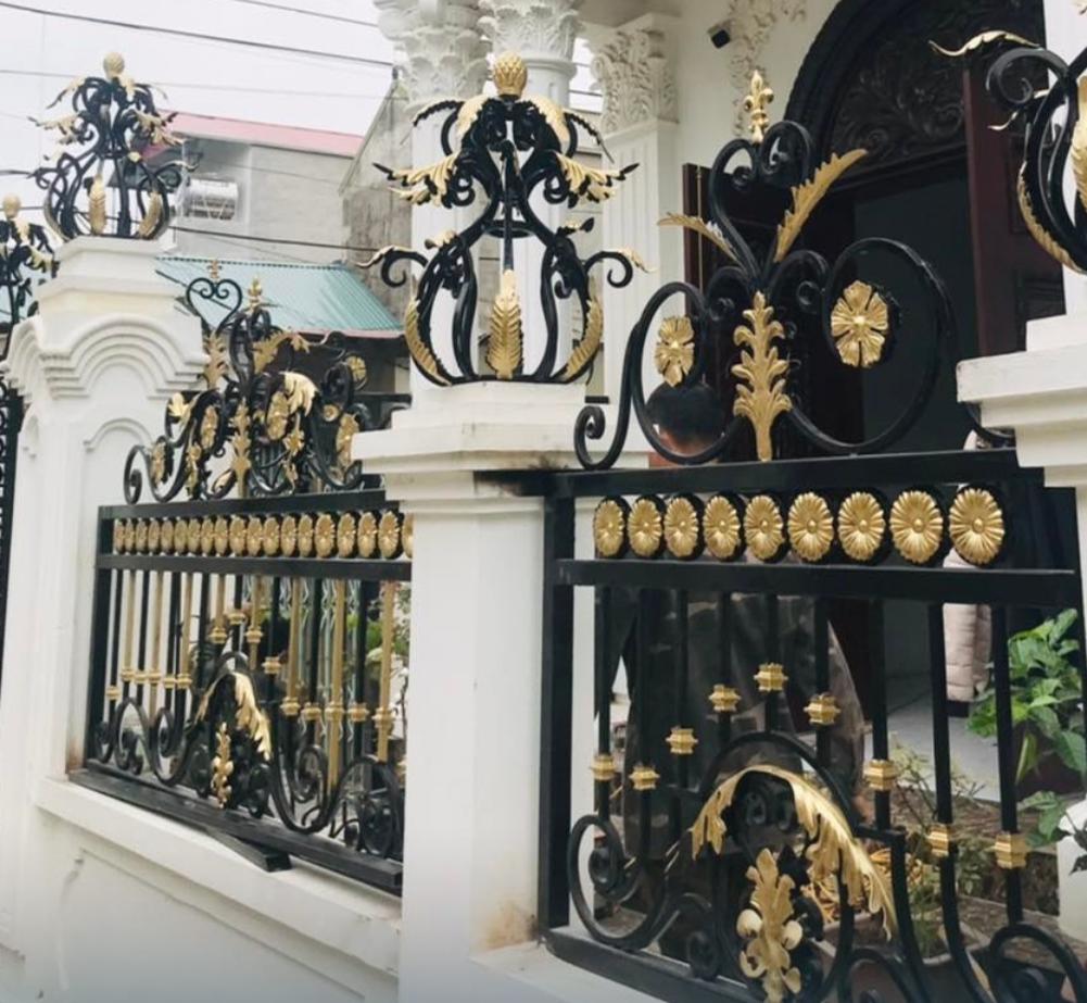 Thợ làm hàng rào sắt tại Củ Chi