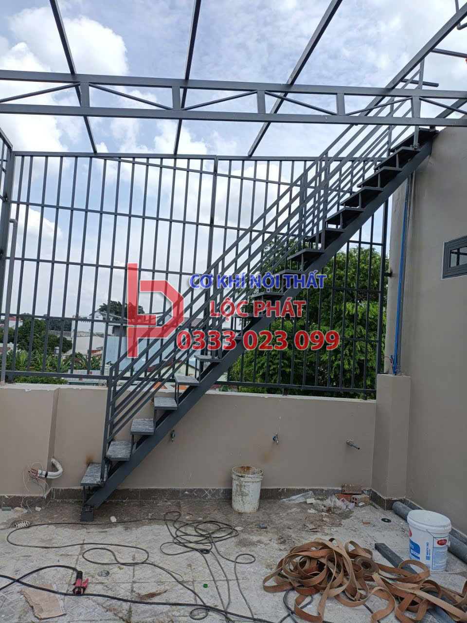 Làm khung sắt bảo vệ tại Nhơn Trạch