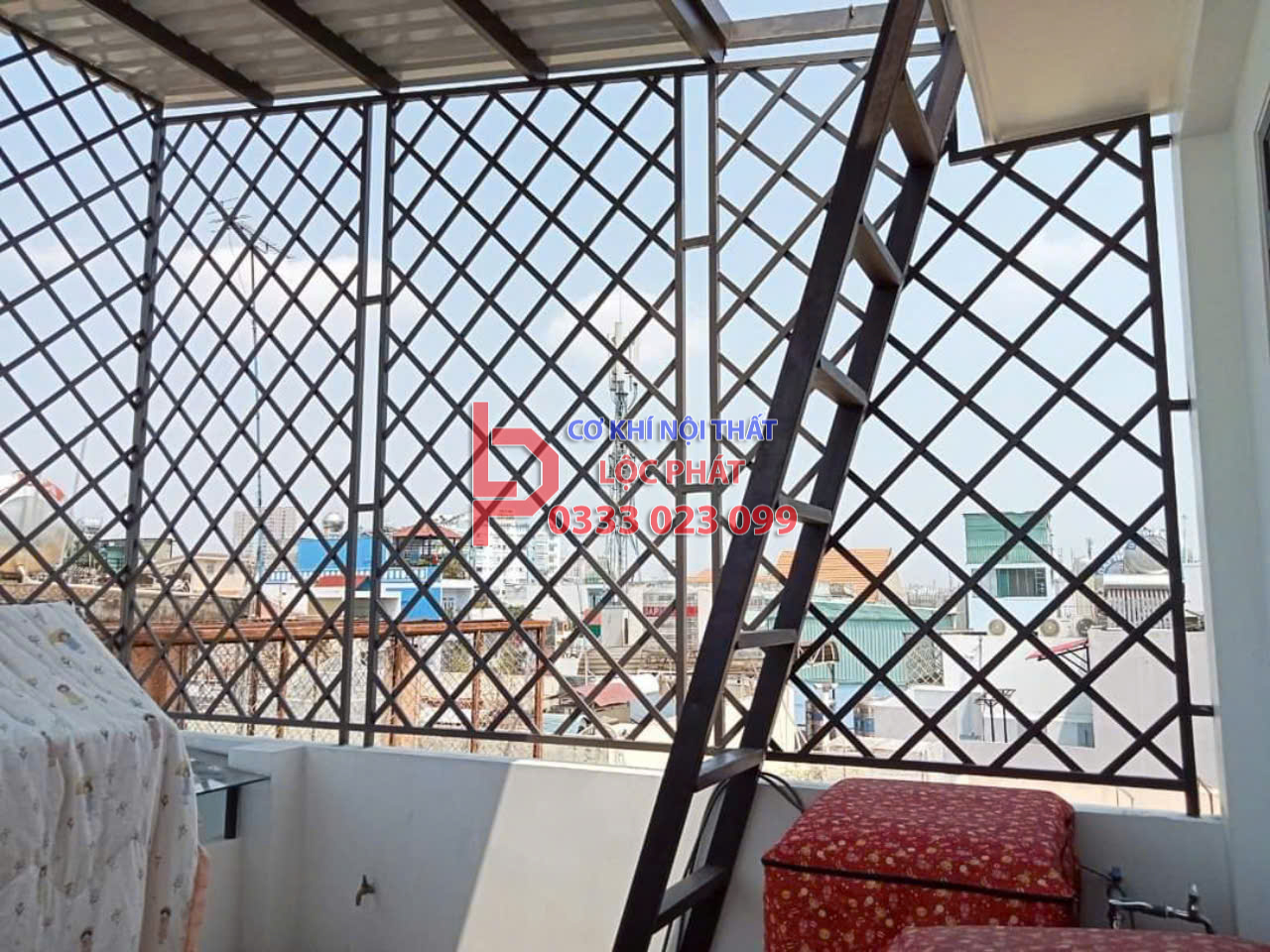 Làm khung sắt bảo vệ tại Phú Giáo