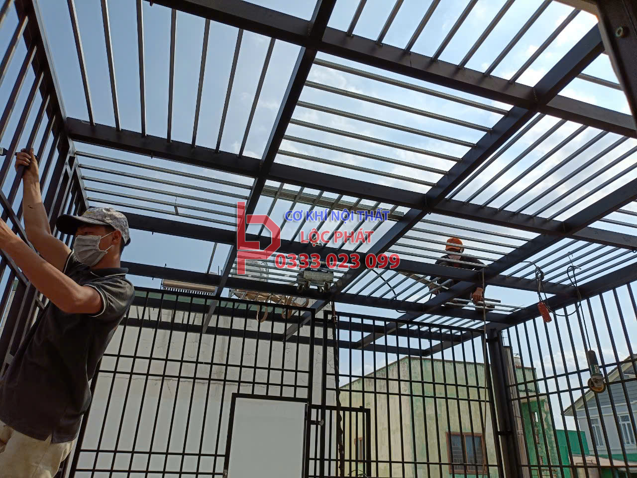 Làm khung sắt bảo vệ tại Dĩ An
