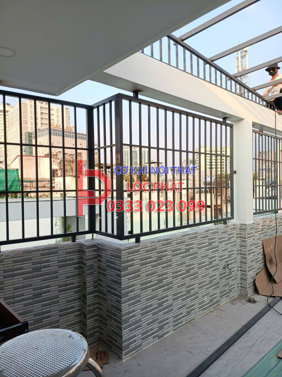 Làm khung sắt bảo vệ tại Quận Bình Tân
