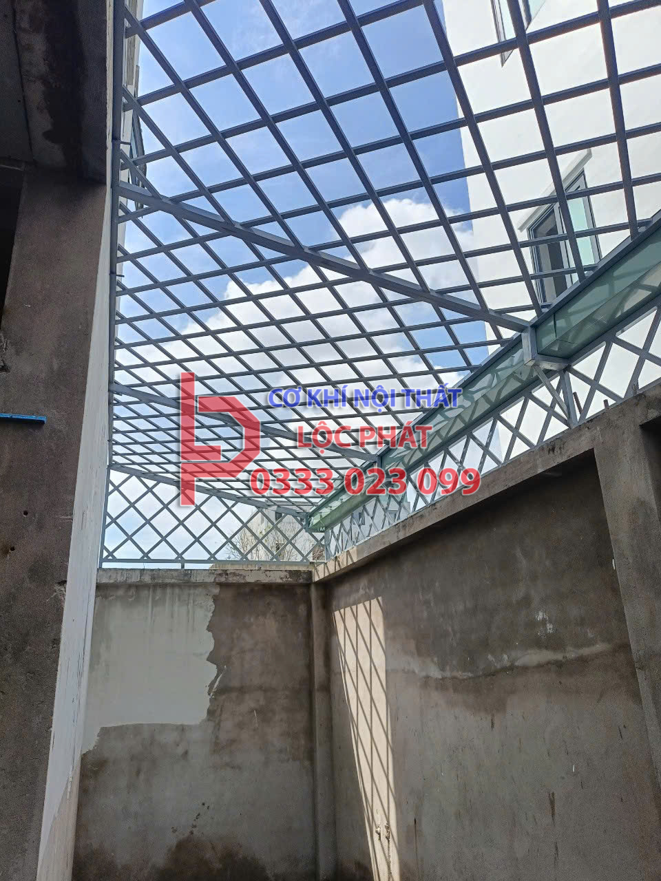 Làm khung sắt bảo vệ tại Quận Gò Vấp