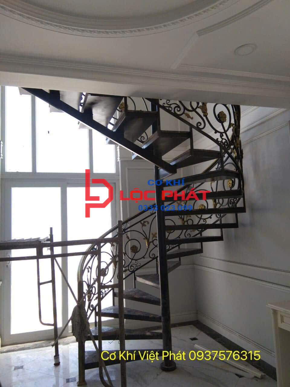 Báo giá cầu thang xoắn ốc tại Quận 12