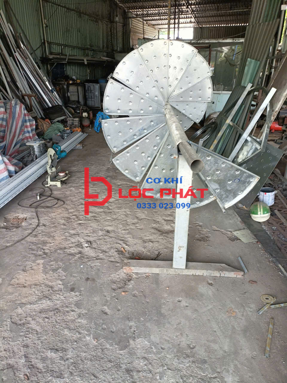 Dịch vụ làm cầu thang xoắn ốc tại Quận Bình Tân