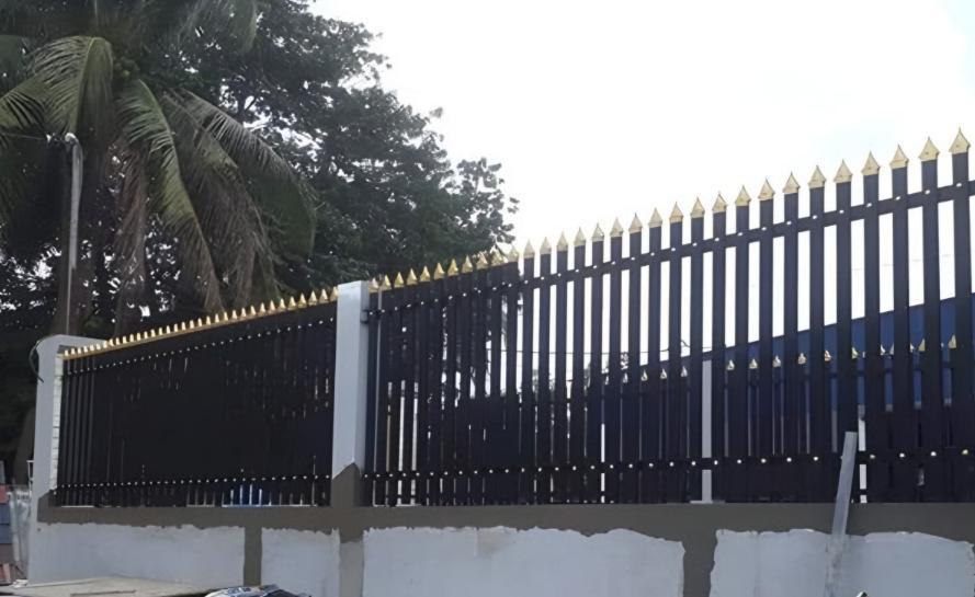 Làm hàng rào sắt giá rẻ tại Phường Thuận An