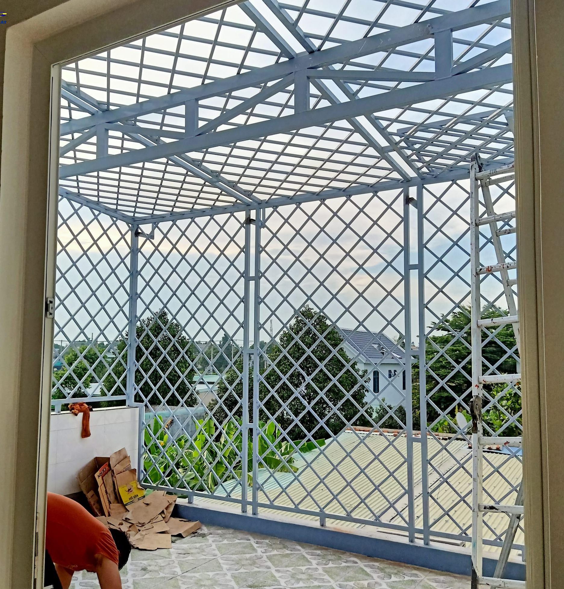 Làm khung bảo vệ sân thượng tại Phường Tân Thới Hiệp