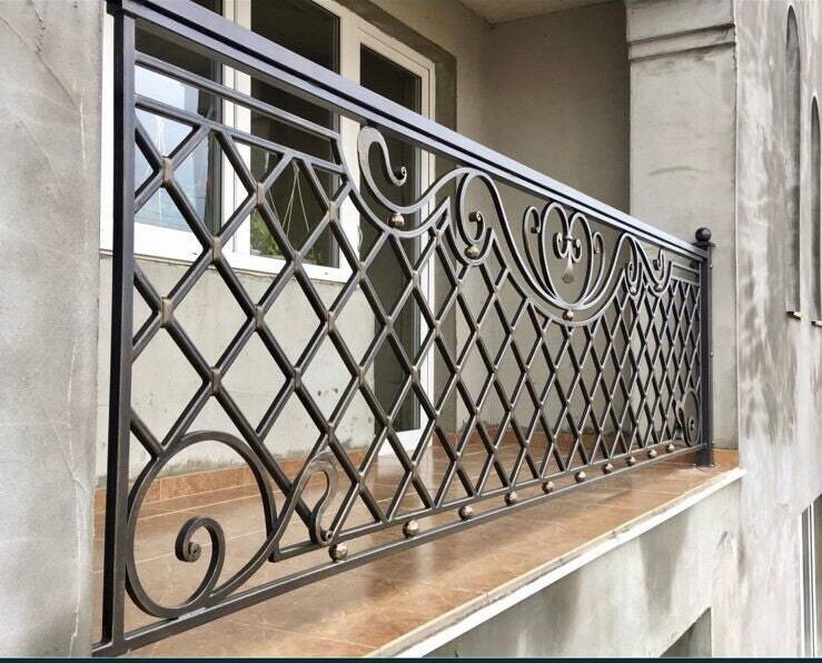 Làm lan can ban công đẹp tại Phường Lái Thiêu