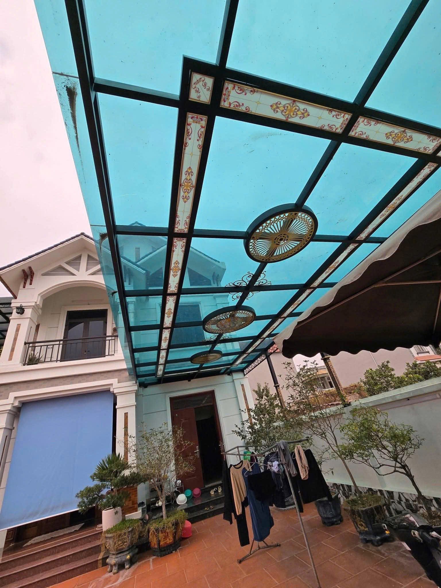 Làm mái poly lấy sáng đẹp tại Phường Thủ Dầu Một