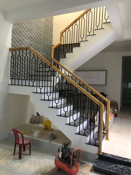 Thợ làm lan can cầu thang sắt lại Phường Tân Hưng Thuận