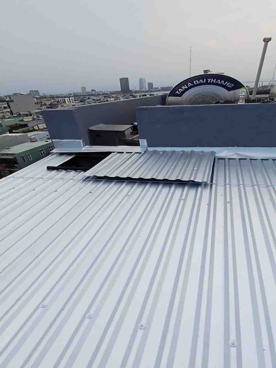 Thợ làm mái tôn giá rẻ tại Phường Vĩnh Tân