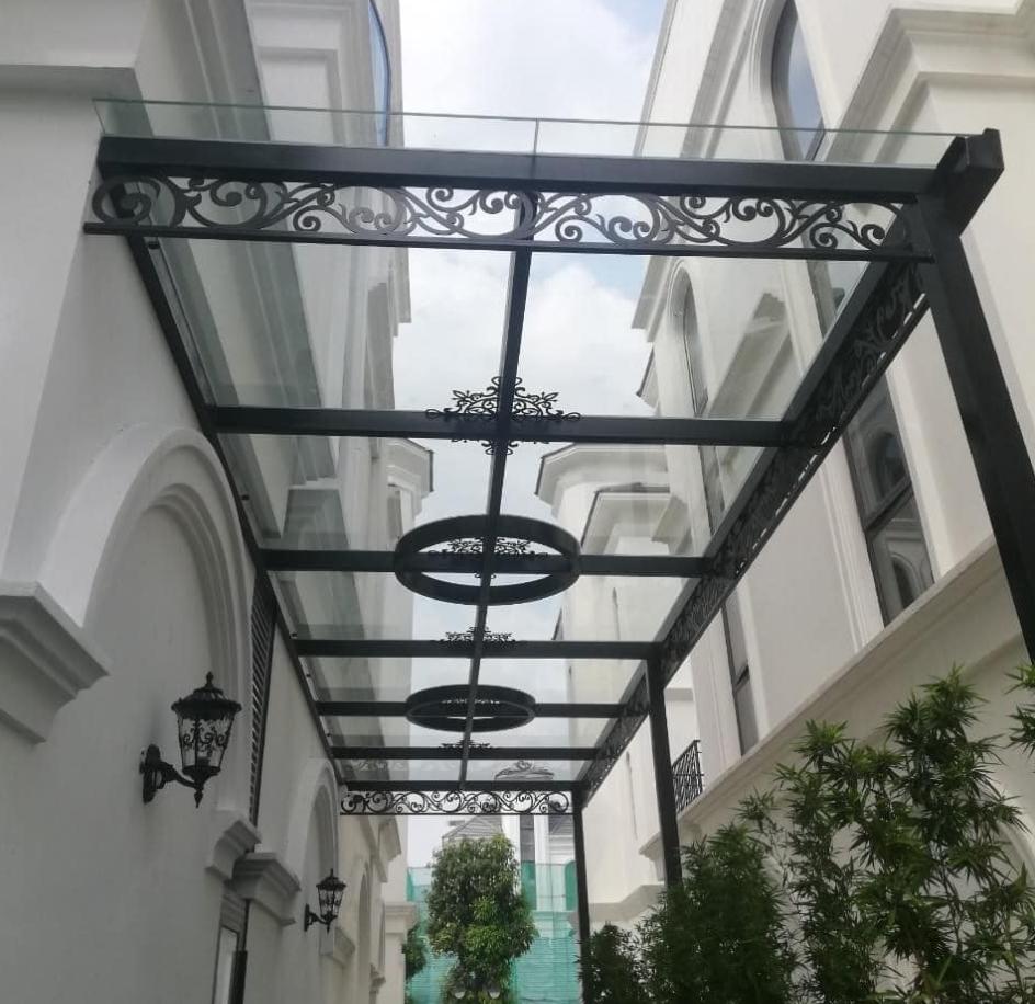 Thợ thi công mái che poly đẹp tại Phường An Phú Đông