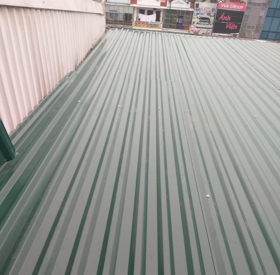 Thợ thi công mái tôn - chống dột tại Hiệp Thành