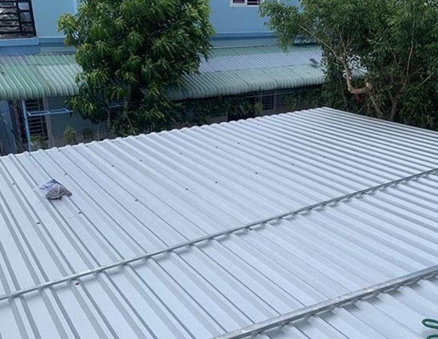 Thi công mái tôn giá rẻ tại Phường Tân Khánh TP HCM