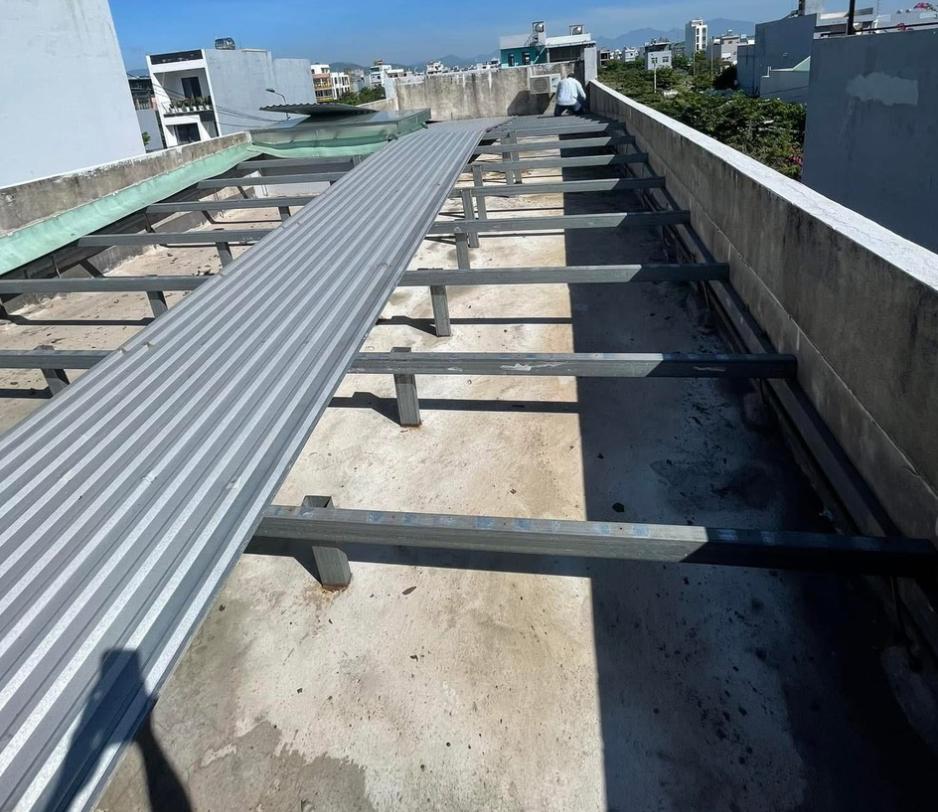 Thi công mái tôn giá rẻ tại Xã Củ Chi