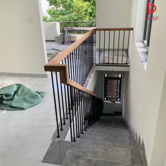 Đơn vị thi công lan can cầu thang sắt đẹp tại Phường Trung Mỹ Tây